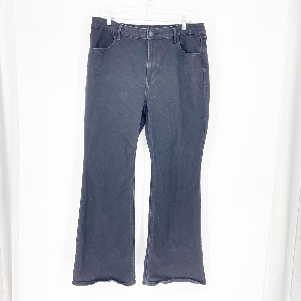 Old Navy High Rise Wow Flare Jean Size 16